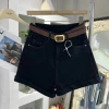 Verano 2025 nuevo look pierna larga entrepierna rizado shorts denim mujer denim rizado shorts de tres puntos Application Scenario